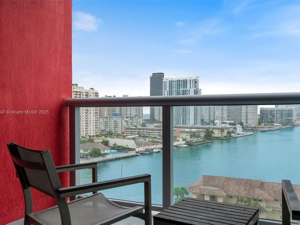 2602 E Hallandale Beach Blvd R1105, Hallandale Beach FL 33009