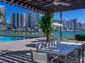 201 Aqua Ave 801, Miami Beach FL 33141