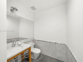 201 Aqua Ave 801, Miami Beach FL 33141