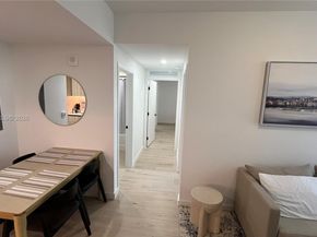 225 N Miami Ave 905, Miami FL 33128