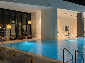 225 N Miami Ave 905, Miami FL 33128