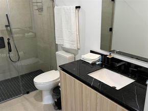 225 N Miami Ave 905, Miami FL 33128