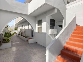 1908 N Ocean Dr 1B & 2B package, Hollywood FL 33019