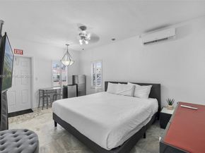 1908 N Ocean Dr 1B & 2B package, Hollywood FL 33019