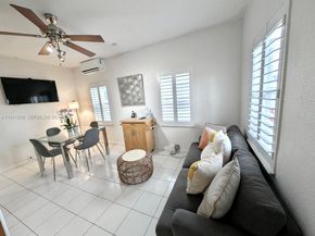 1908 N Ocean Dr 1B & 2B package, Hollywood FL 33019