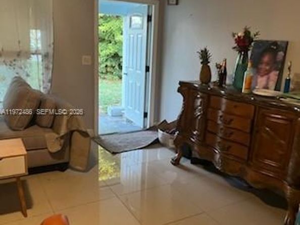 840 NE 32nd Ct, Pompano Beach FL 33064