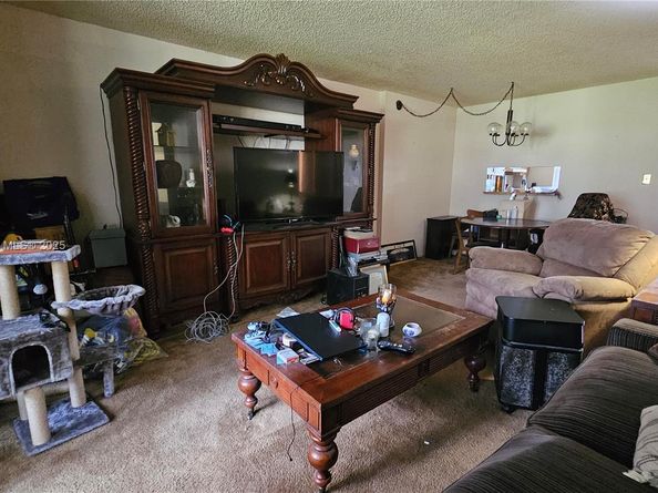 3341 NW 47th Terrace 112, Lauderdale Lakes FL 33319