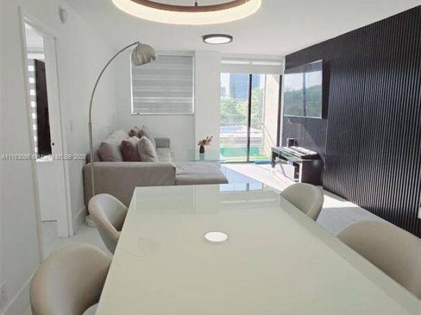 2821 N Miami Beach Blvd 4F, North Miami Beach FL 33160
