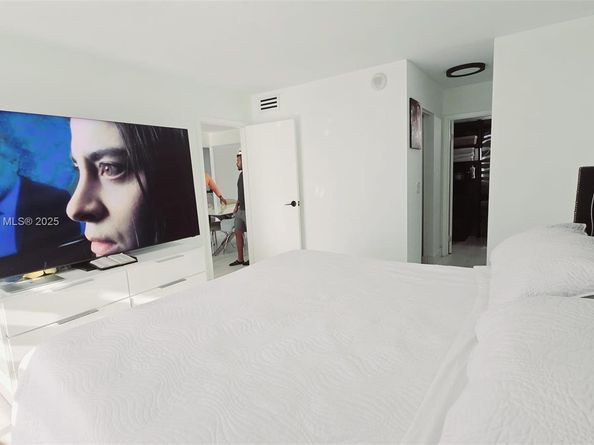 2821 N Miami Beach Blvd 4F, North Miami Beach FL 33160