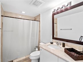 19400 Turnberry Way 1731, Aventura FL 33180