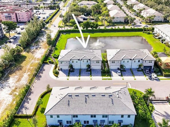 2913 Olivia Ave, Lauderdale Lakes FL 33311