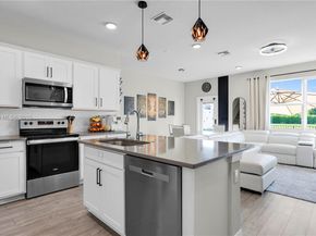 2913 Olivia Ave, Lauderdale Lakes FL 33311