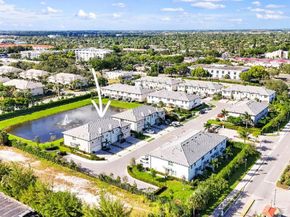 2913 Olivia Ave, Lauderdale Lakes FL 33311