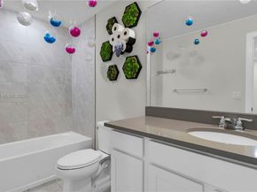 2913 Olivia Ave, Lauderdale Lakes FL 33311