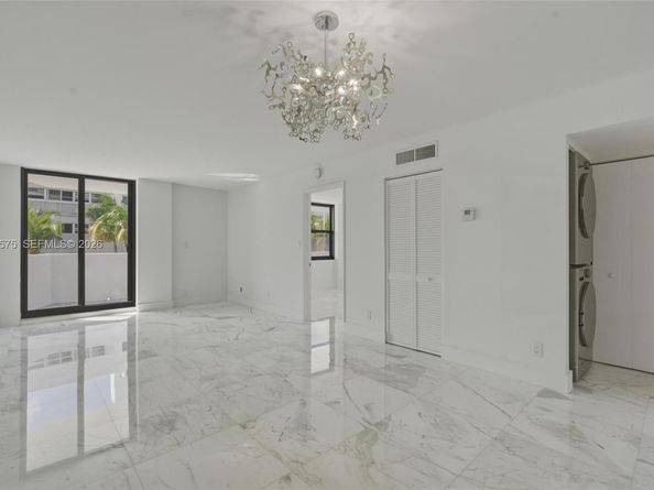 4301 Collins Ave 201, Miami Beach FL 33140