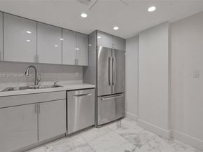 4301 Collins Ave 201, Miami Beach FL 33140