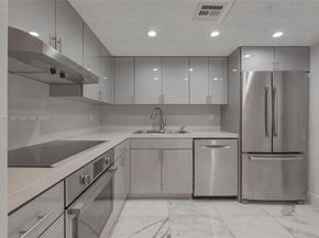 4301 Collins Ave 201, Miami Beach FL 33140