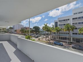 4301 Collins Ave 201, Miami Beach FL 33140