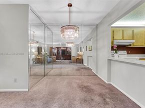 442 Pine Glen Ln D2, Green Acres FL 33463