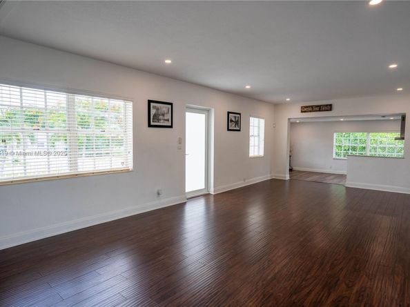 8371 SW 32nd Ter, Miami FL 33155
