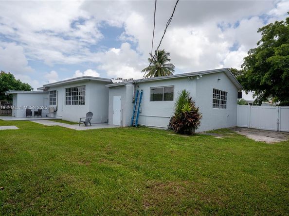 8371 SW 32nd Ter, Miami FL 33155