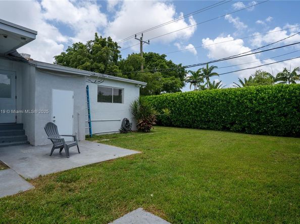 8371 SW 32nd Ter, Miami FL 33155
