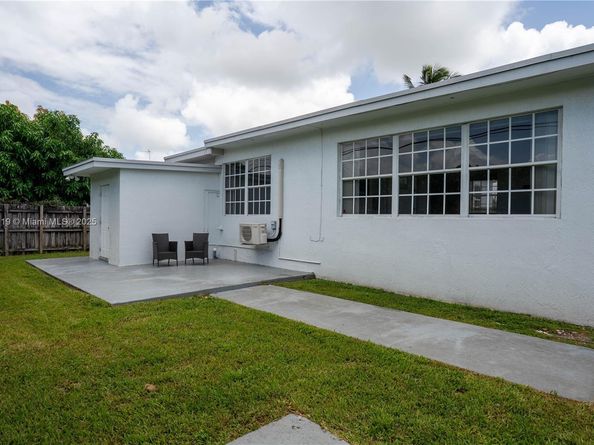 8371 SW 32nd Ter, Miami FL 33155