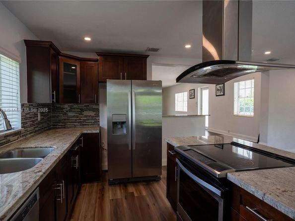 8371 SW 32nd Ter, Miami FL 33155