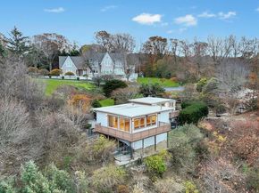 2 Dolphin Way, Riverhead NY 11901