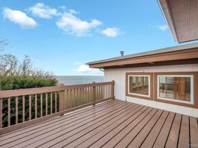 2 Dolphin Way, Riverhead NY 11901