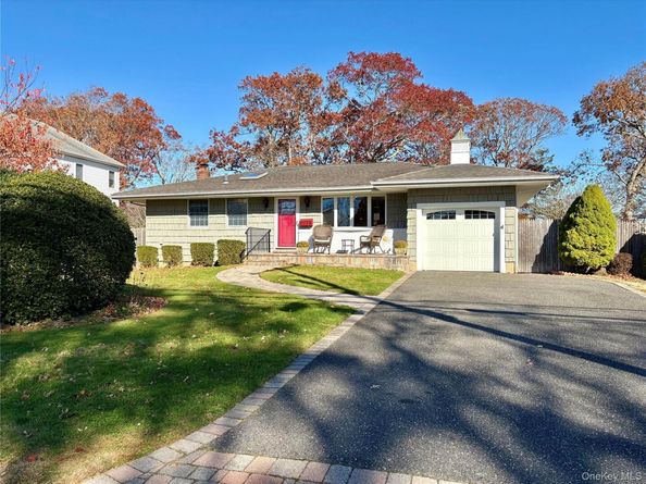 223 Timberpoint Road, East Islip NY 11730