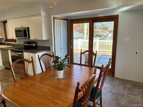 223 Timberpoint Road, East Islip NY 11730