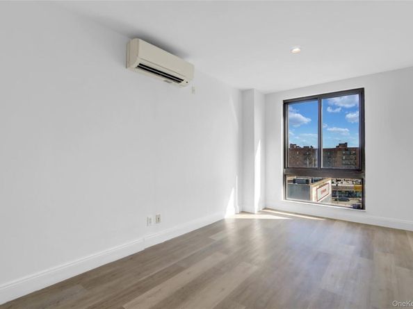 4516 83rd Street E2J, Elmhurst NY 11373