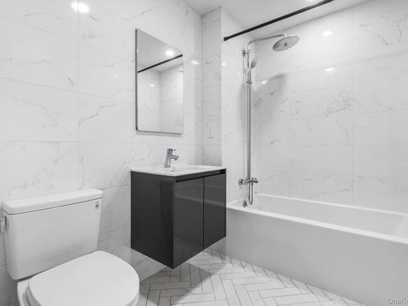 1901 Ocean Avenue 2D, Brooklyn NY 11230