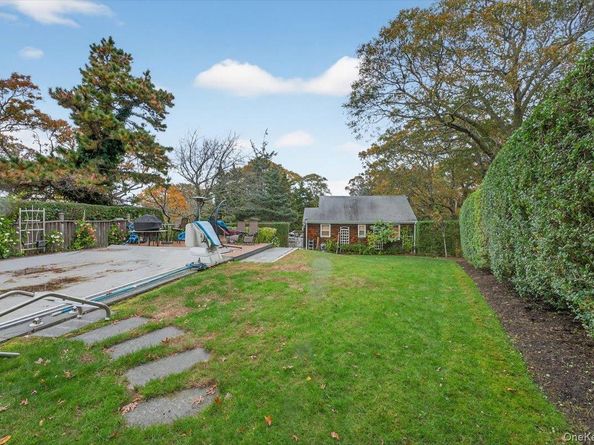 3748 Noyac Road, Sag Harbor NY 11963