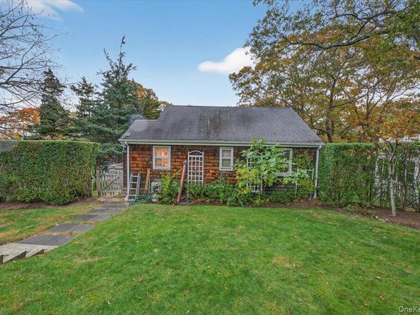 3748 Noyac Road, Sag Harbor NY 11963