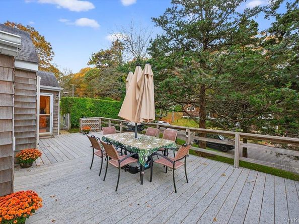 3748 Noyac Road, Sag Harbor NY 11963