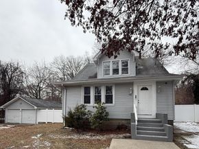 2760 Locust Avenue, Ronkonkoma NY 11779