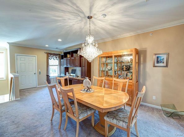 22 Sonata Court, Lake Grove NY 11755