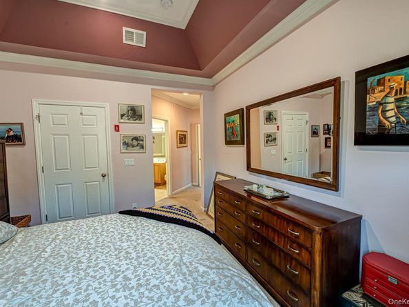 22 Sonata Court, Lake Grove NY 11755