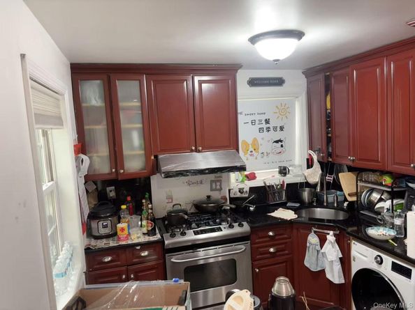 67-60 224th Street 6760A, Oakland Gardens NY 11364