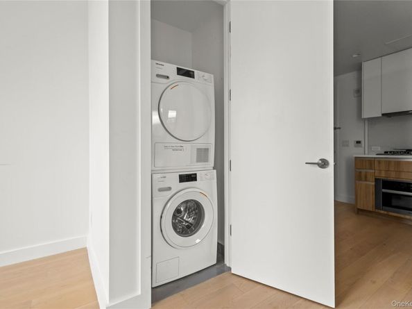 13618 Maple Avenue 5F, Flushing NY 11355