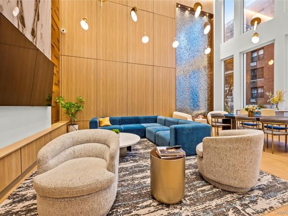 13618 Maple Avenue 5F, Flushing NY 11355