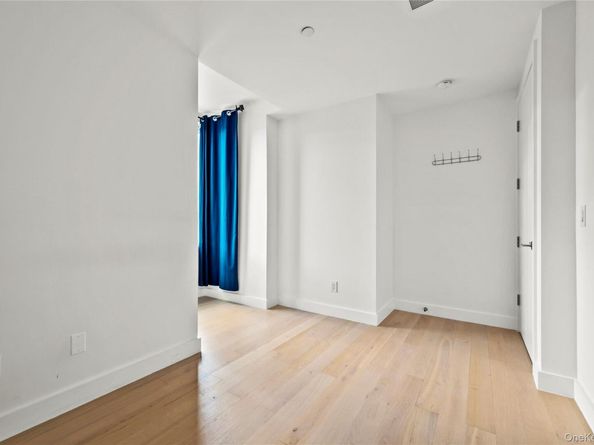 13618 Maple Avenue 5F, Flushing NY 11355