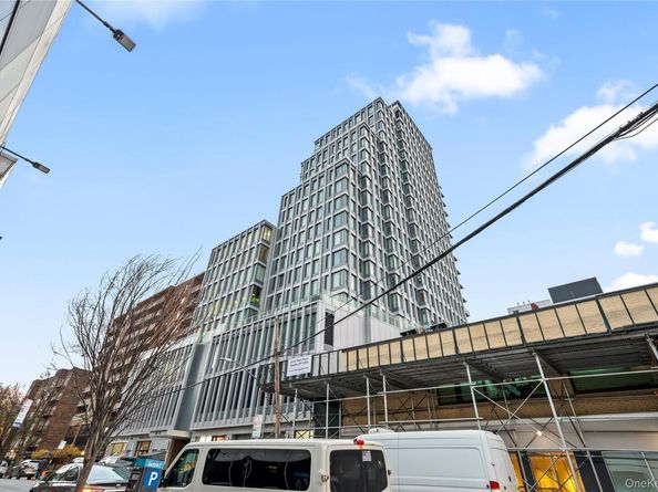 13618 Maple Avenue 5F, Flushing NY 11355