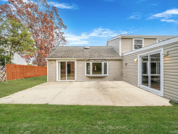 56 Matsunaye Drive, Medford NY 11763