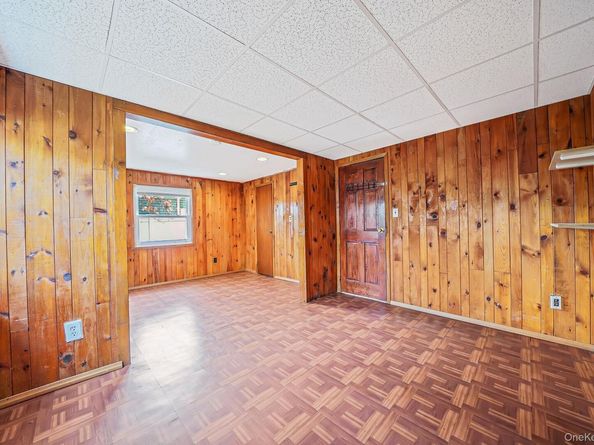 56 Matsunaye Drive, Medford NY 11763