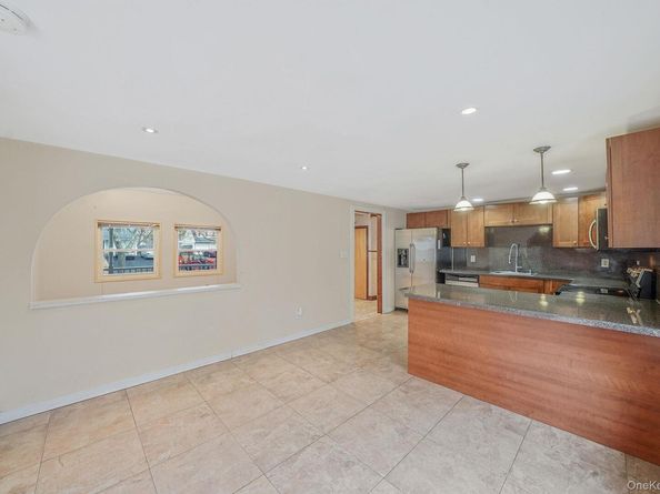 56 Matsunaye Drive, Medford NY 11763