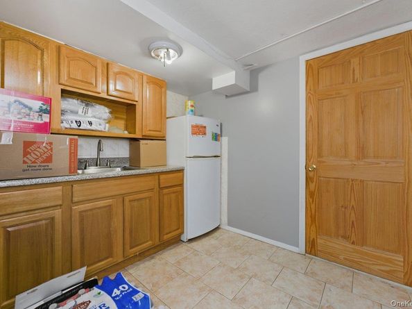 8754 110th Street, Richmond Hill NY 11418