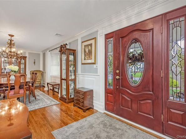 74 Loop Drive, Sayville NY 11782